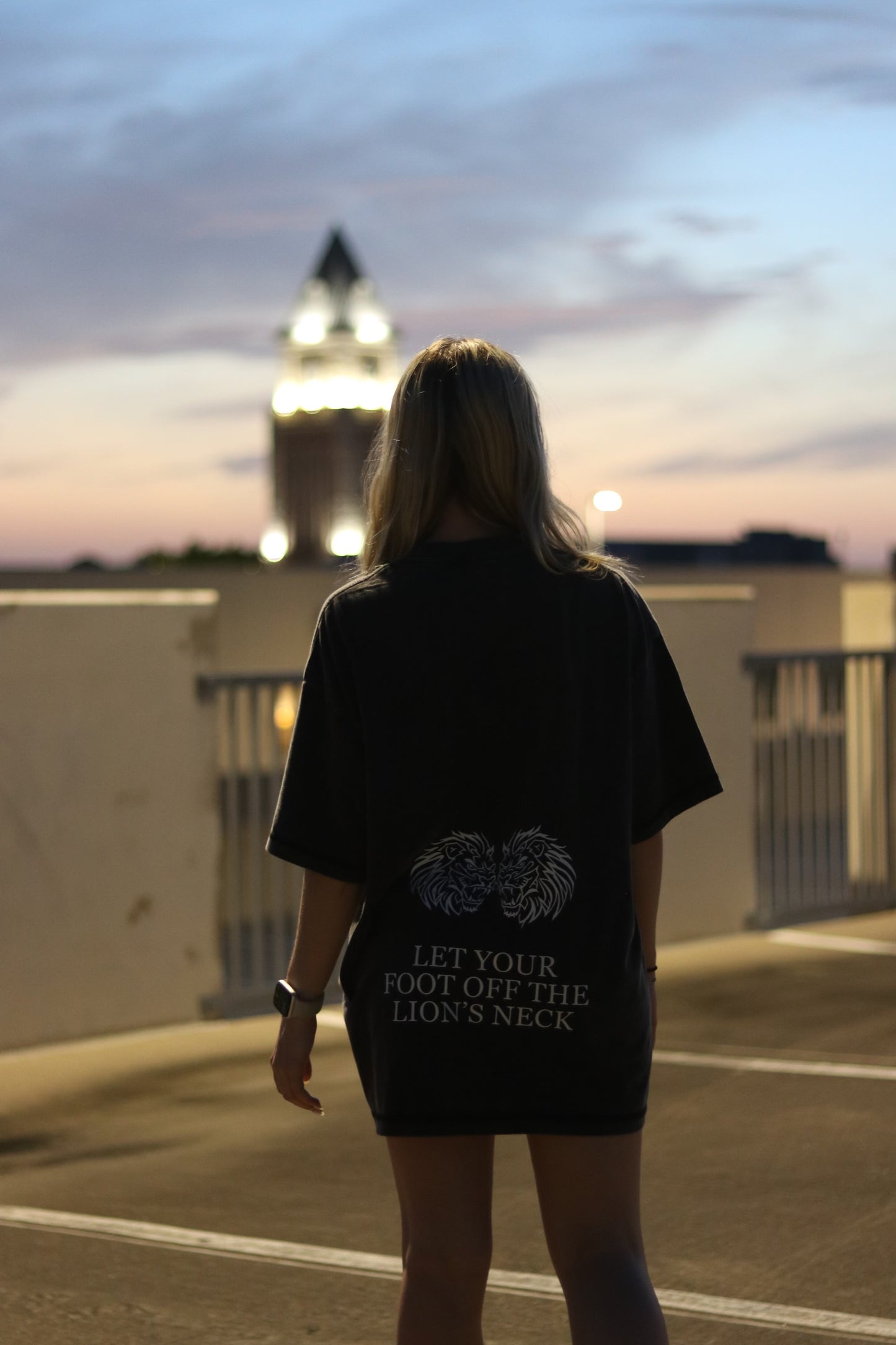 Lion heart Heavy Tee